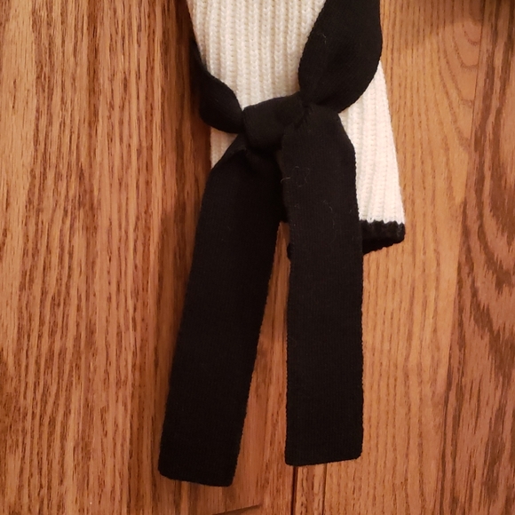 Ivory Sweater with Black Trim - Picture 3 of 7